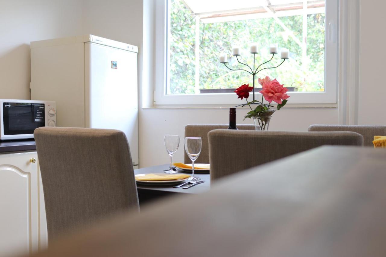 Grape&Wine Guesthouse Eger Ngoại thất bức ảnh